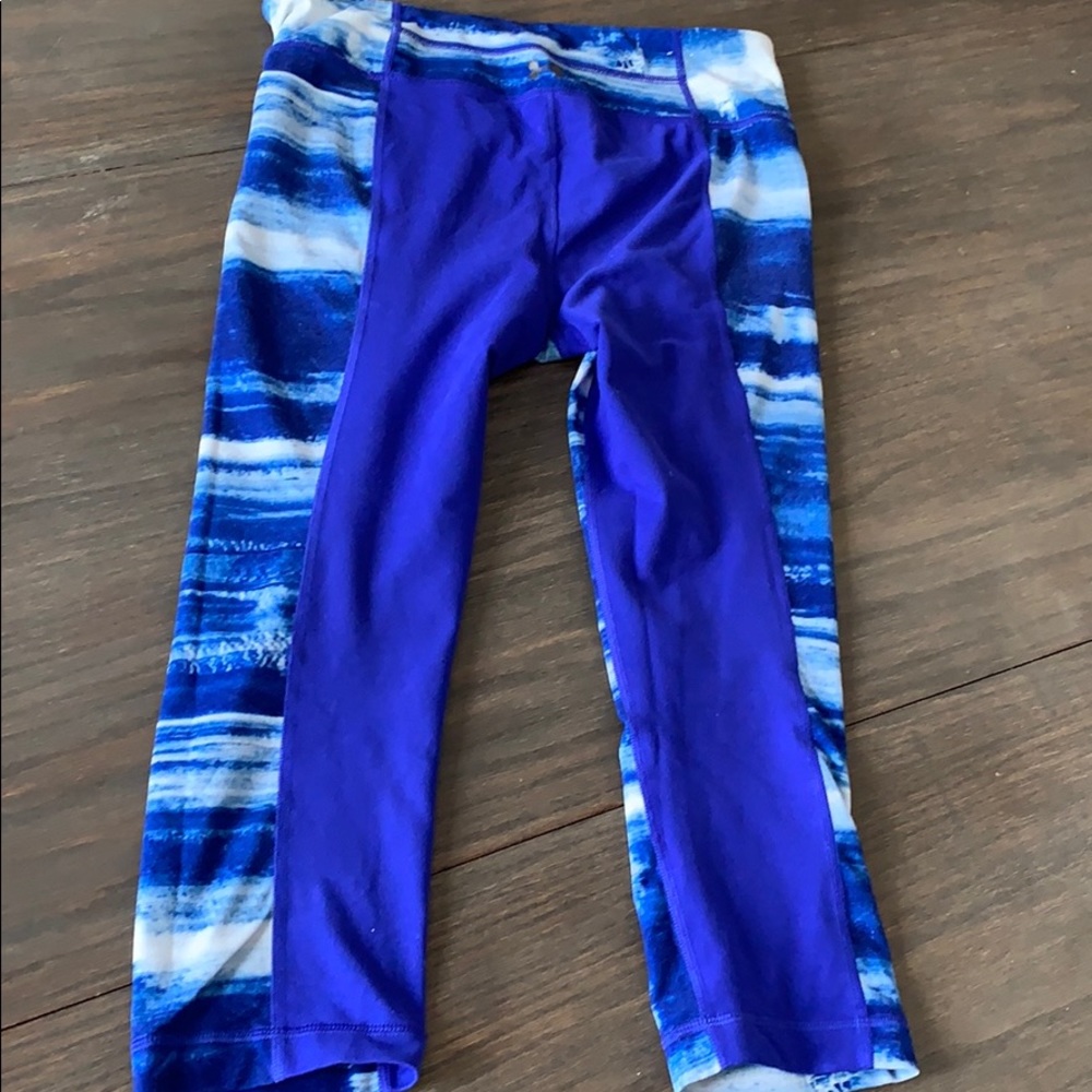 Capris - Picture 2 of 2